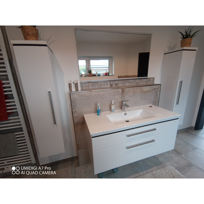 Fliesenleger-Braunschweig|Badezimmer Vorwand mit Waschbecken, Fliesen 45*90